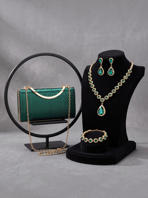 Conjunto Feminino Clutch Royale com Pedrarias