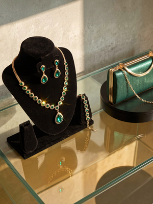 Conjunto Feminino Clutch Royale com Pedrarias